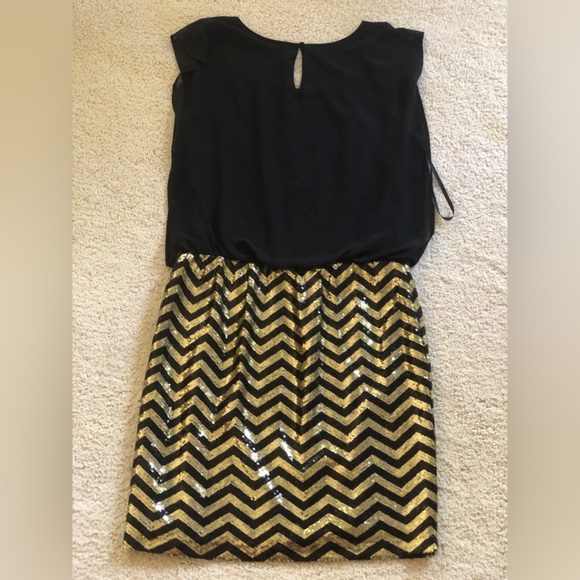 Guess sequin / chiffon blouson mini dress - Picture 5 of 16